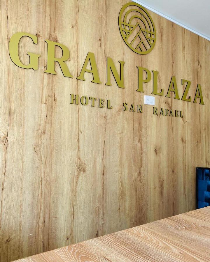 Hotel Gran Plaza San Rafael 圣拉菲尔 外观 照片