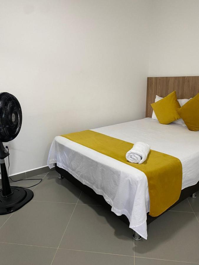Hotel Gran Plaza San Rafael 圣拉菲尔 外观 照片