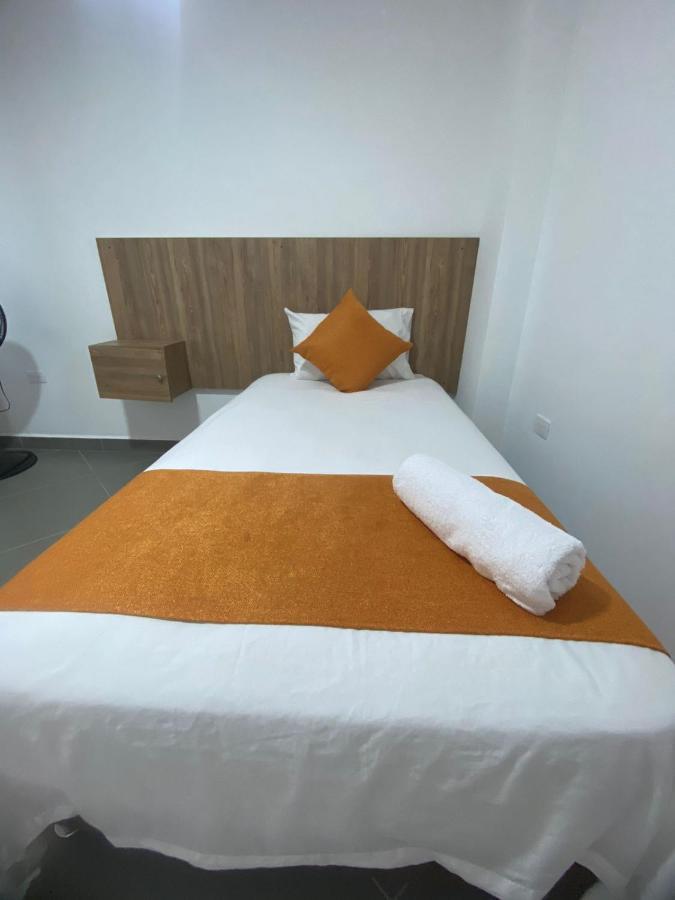 Hotel Gran Plaza San Rafael 圣拉菲尔 外观 照片