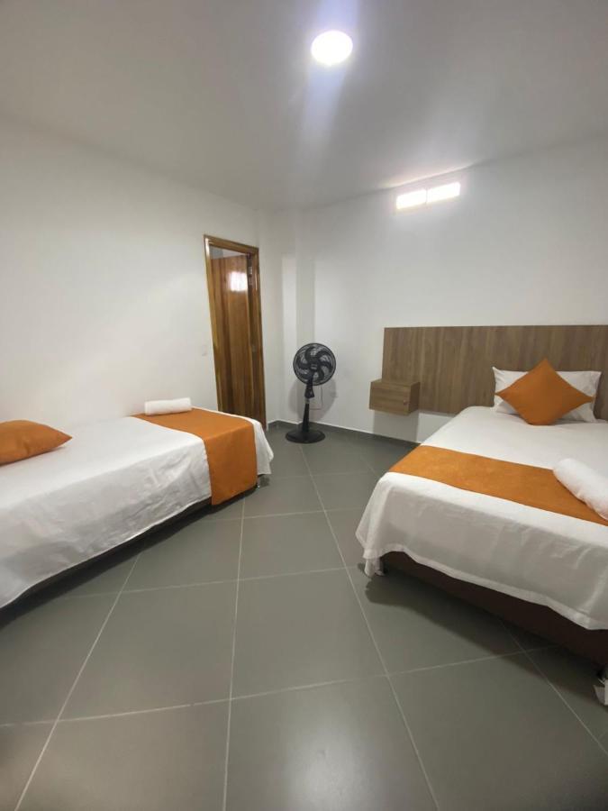 Hotel Gran Plaza San Rafael 圣拉菲尔 外观 照片